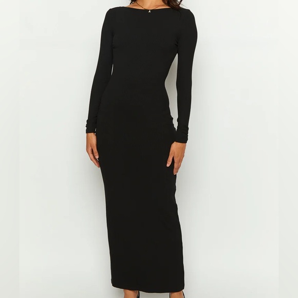 BUNDLE 2 ITEMS FOR $8✨

🌸AMTIOUS long sleeve maxi dress ✨ - Picture 8 of 8